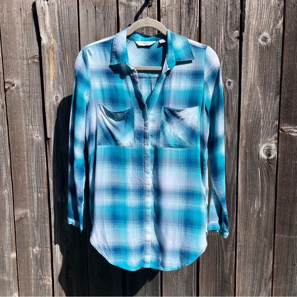 Great Northwest Indigo green plaid button down shirt size small
